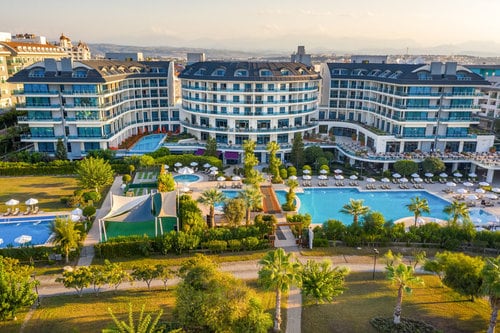 Commodore Elite Suites & Spa in Evrenseki